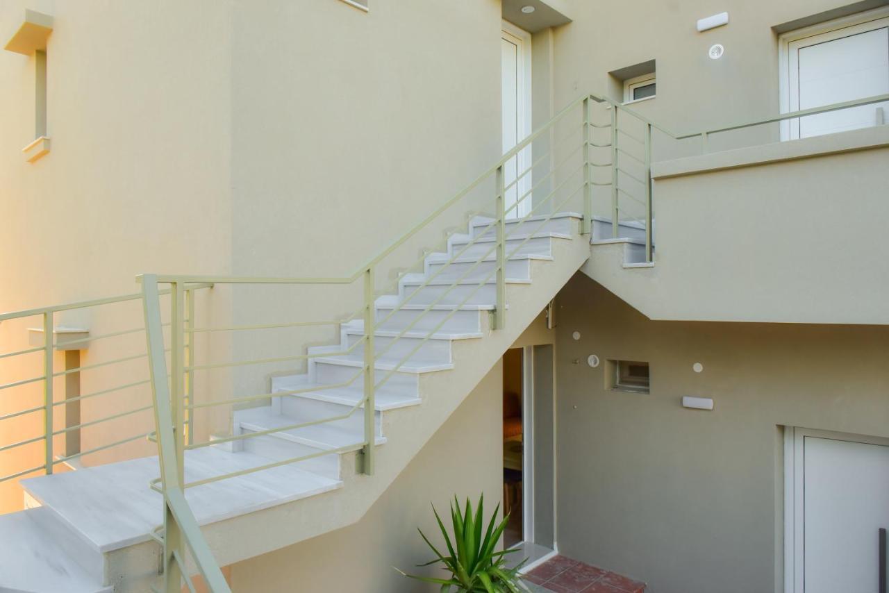 Golden Dream Apartments Anissaras Exterior photo
